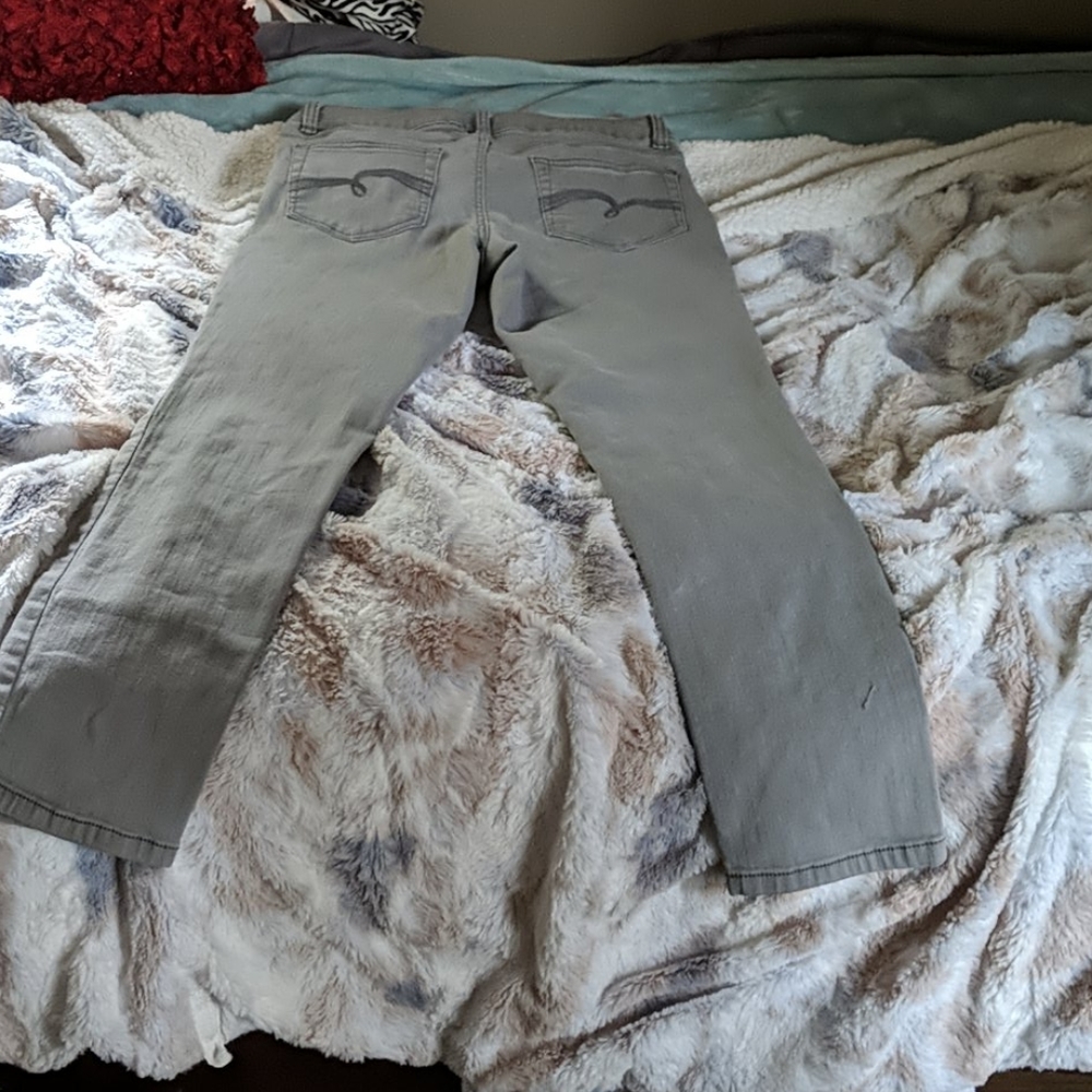 Jeans - Picture 3 of 3
